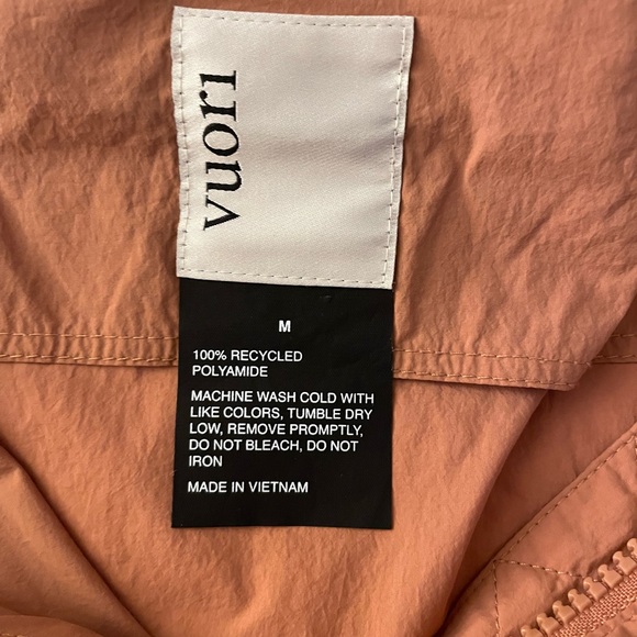 Vuori Terracotta Hooded Jacket - Picture 3 of 4